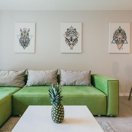 Eight Lux View In Old Town And Free Parking Apartment Krakow Luaran gambar