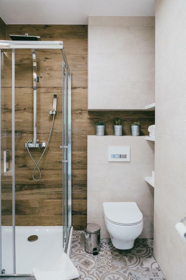 Eight Lux View In Old Town And Free Parking Apartment Krakow Luaran gambar
