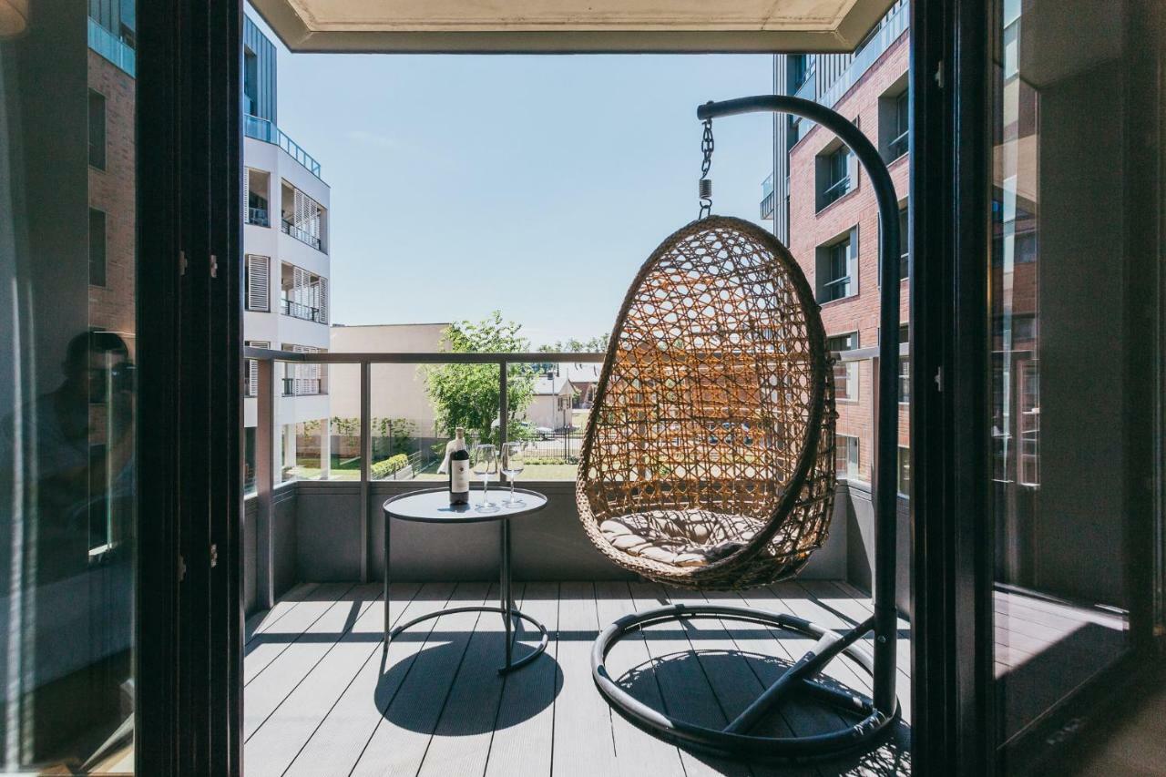 Eight Lux View In Old Town And Free Parking Apartment Krakow Luaran gambar